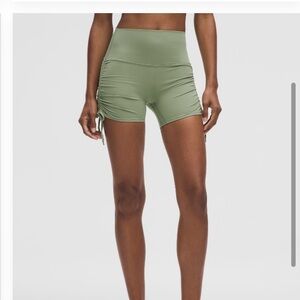 lululemon short